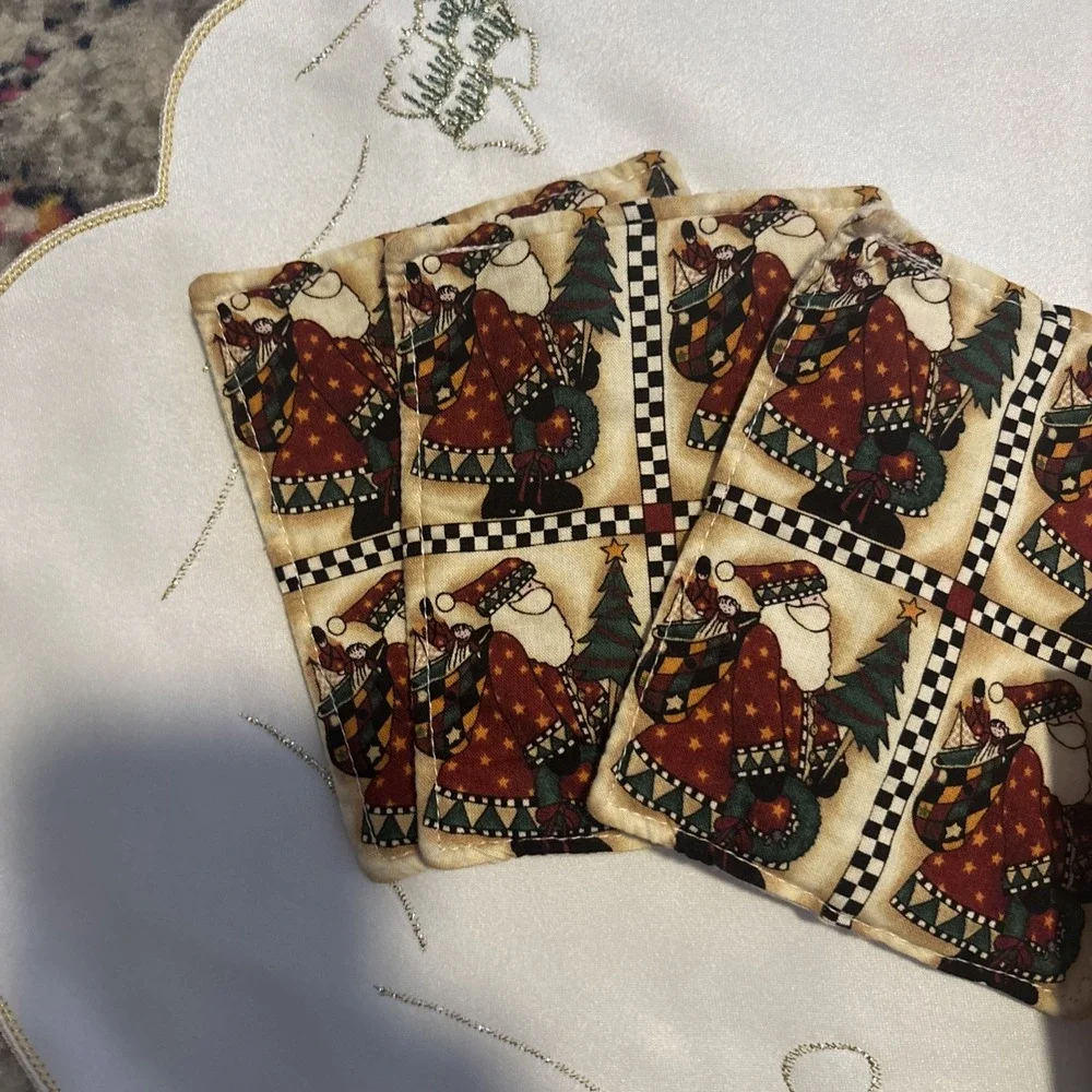 Vintage Lot Of Linen Embroidery‎ Pieces. Napkins, Hankies, Runners, Doilies.